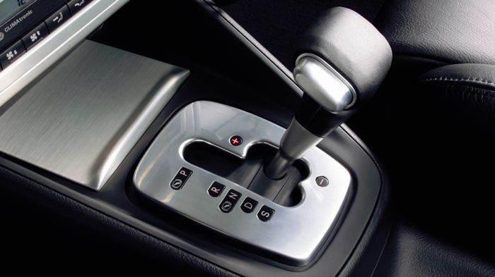 Το DSG κιβώτιο των 10 σχέσεων, θα αντικαταστήσει το «γερασμένο» 6άρι DSG (στη φωτό το DSG του VW Golf R32 του παρελθόντος).